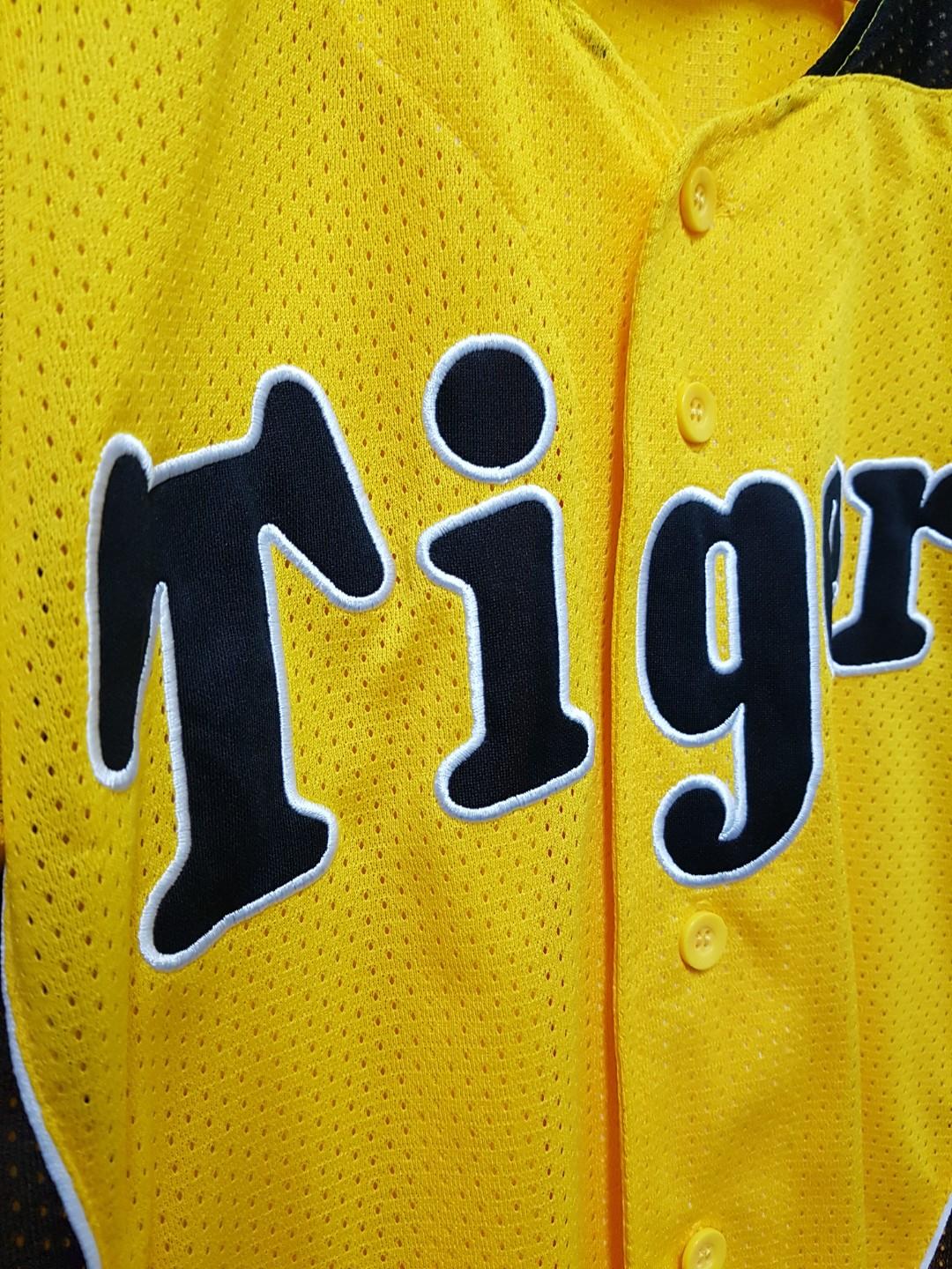 Jersi Mizuno Hanshin Tigers Baseball Jersey, Men's Fashion, Activewear on  Carousell