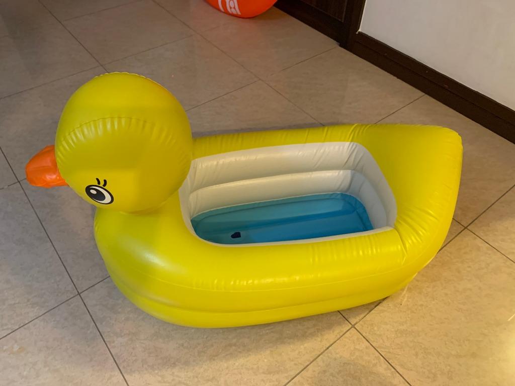 Munchkin Duck Inflatable Bath Tub (USED, 9/10), Babies & Kids, Infant