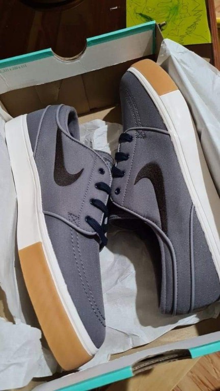 Nike Sb Stefan Janoski Gunsmoke Velvet Size9.5 Men s Fashion