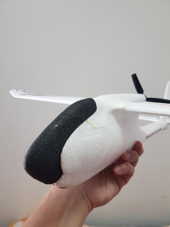 OMPHOBBY T720 best beginner and trainer rc plane 2019 2020