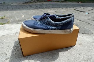 (Kategori: ) berada di . Dikirim oleh bitebox.jkt (ID iklan 1001678875, Gambar 1). Deskripsi: .