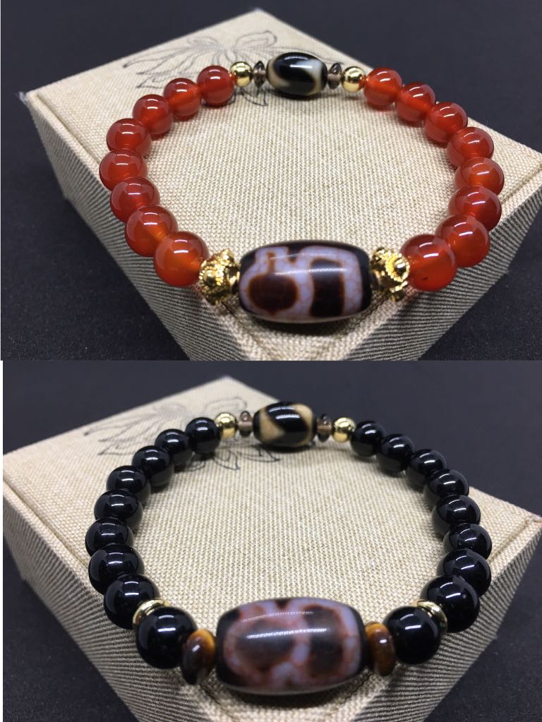 红玉髓一眼财神天珠配虎牙天珠手链 Carnelian One-eyes Fortuna Dzi Bead with Tiger Teeth Dzi  Bead Bracelet