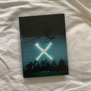 AUTHENTIC hyungwon signed the clan found version album