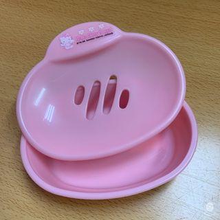 【Hello Kitty】 天使KT雙層肥皂架