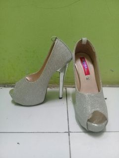 (Kategori: ) berada di . Dikirim oleh julicollection (ID iklan 1001879670, Gambar 1). Deskripsi: .