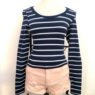 (Category: ) located in . Submitted by AnnClosetCollection (Listing ID 1001853649, Image 1). Description: .