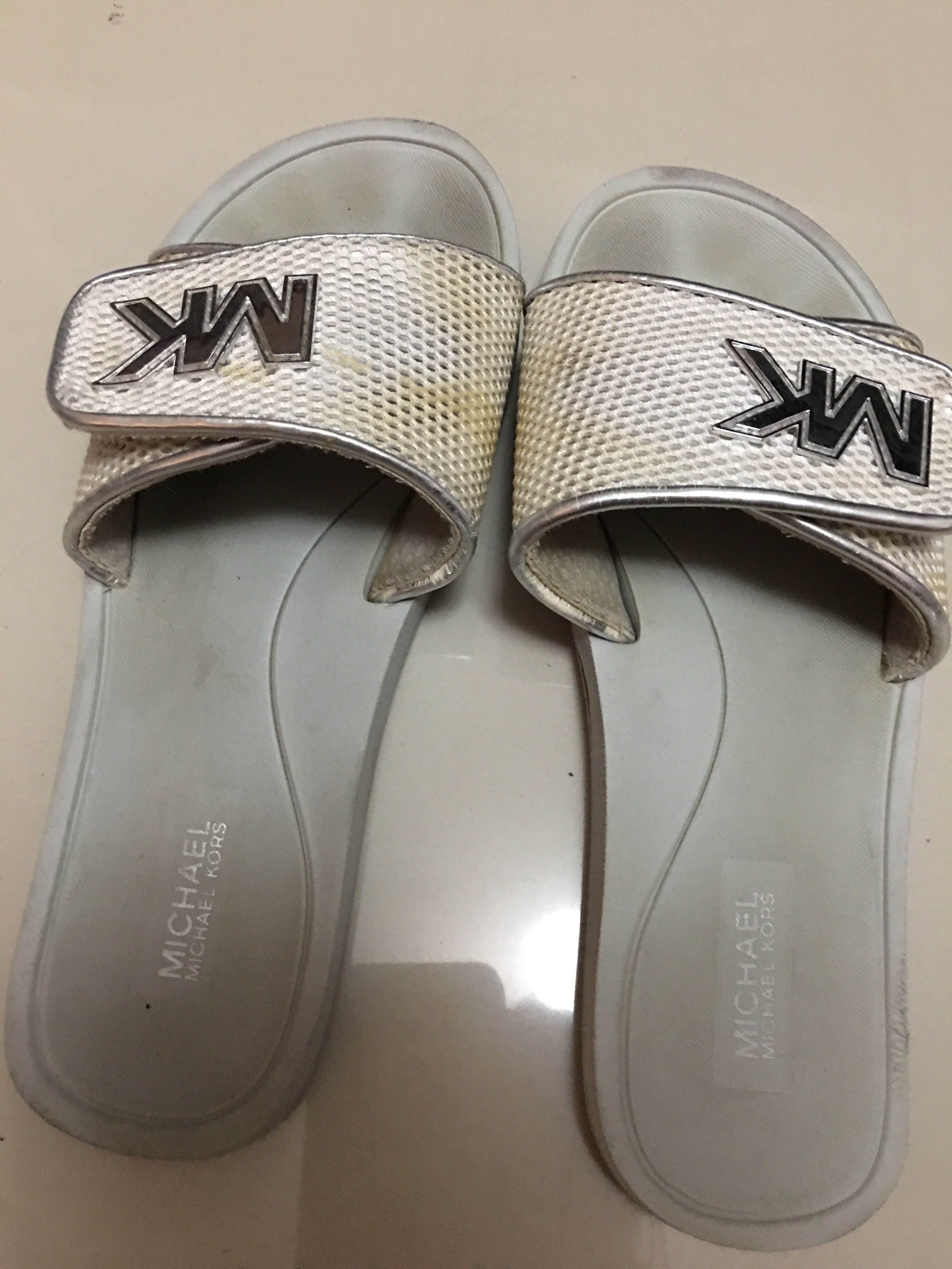 mk slippers canada