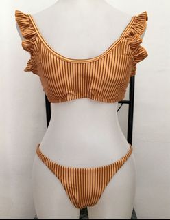 (Category: ) located in . Submitted by AnnClosetCollection (Listing ID 1001855315, Image 1). Description: .