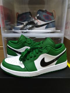 (Category: ) located in . Submitted by sneaker6969 (Listing ID 1001972933, Image 1). Description: .
