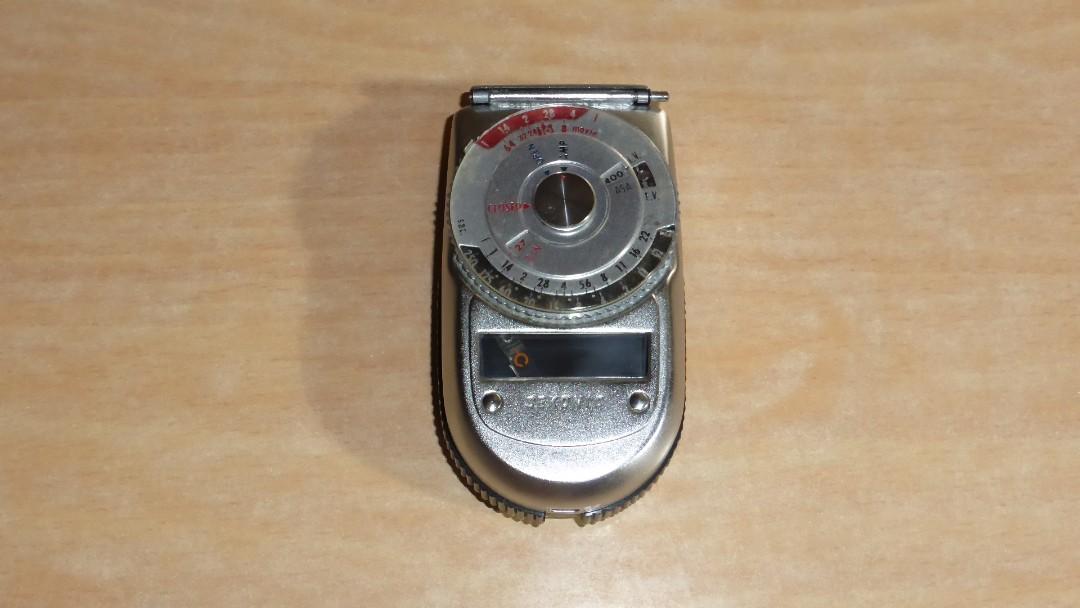 Sekonic Auto Leader Model 38 full manual Lightmeter (Category: Lighting & Studio Equipment) located in Paranaque City. Submitted by kutoi.ancheta (Listing ID 1001910179, Image 1). Description: Sekonic Auto Leader Model 38 full manual Lightmeter more info:👇 https://www.butkus.org/chinon/flashes_meters/sekonic_l-38/sekonic.htm Features: ✅ Brand: Sekonic ✅ Model: 38 Auto-Leader ✅ Metal and plastic body ✅ Analogue operation ✅ Simple, straight forwar