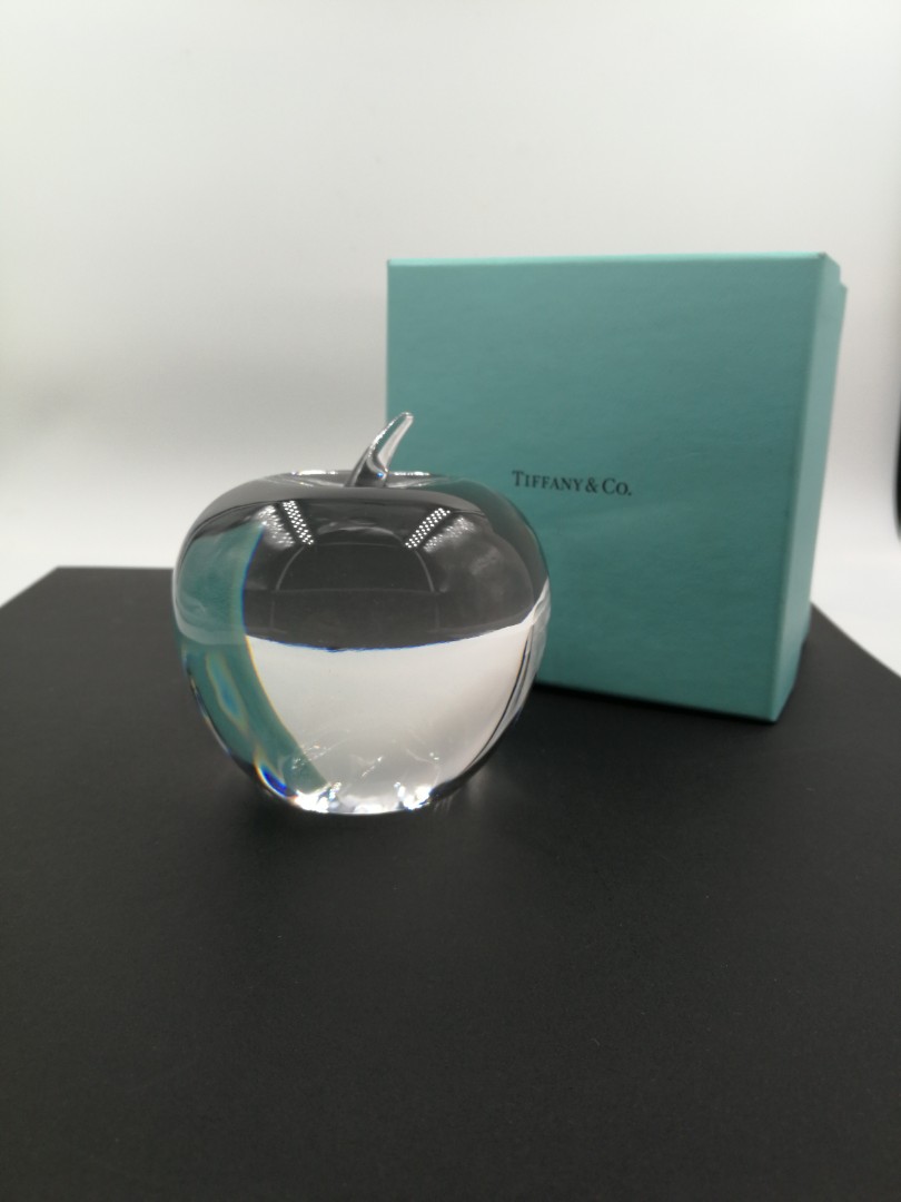 Tiffany apple paperweight store