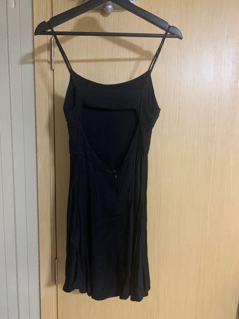 Urban outfitters kimchi blue black backless dress S, Women's Fashion, Tops,  Sleeveless on Carousell
