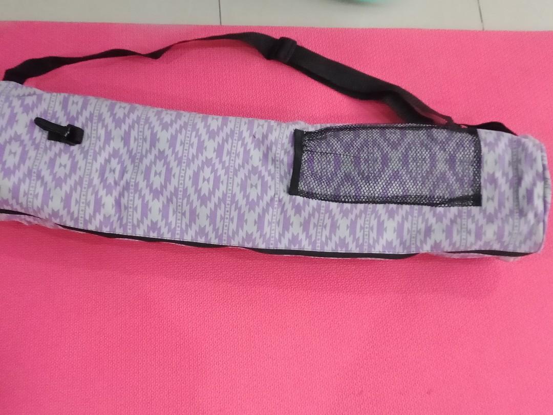 Yoga mat bag (Category: Activewear) located in Quezon City. Submitted by aetna.manila (Listing ID 1001858460, Image 3). Description: good quality for yoga mats only easy to use and carry ONLY BAG 27 INCHES long 6.5 inch cylinder diameter 70 percent off.