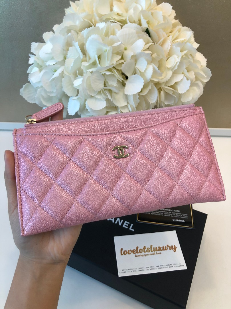 Chanel 19S Classic Quilted Zip Pouch Iridescent Pink Caviar LGHW