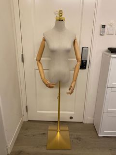 （分類：）位於 。 由 chrischu319 提交（商品編號 1002108578，圖片 1）。簡介： 。