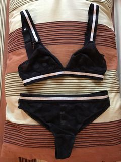 (Category: ) located in . Submitted by selectedforyou (Listing ID 1002094430, Image 1). Description: .