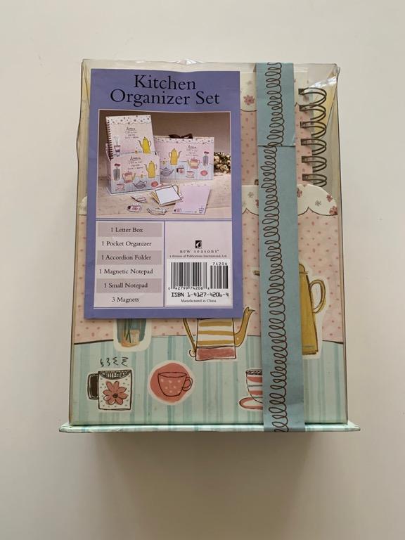 kitchen organiser set (Category: Soil & Fertilisers) located in Mandaluyong City. Submitted by jeunefille168 (Listing ID 1002110801, Image 2). Description: brand new sealed (never used) kitchen organizer set includes: - 1 letter box - 1 pocket organizer - 1 accordion folder - 1 magnetic notepad - 1 small notepad - 3 magnets shipping for the account of the buyer payment options: bpi, bdo or gcash no reservations allowed.