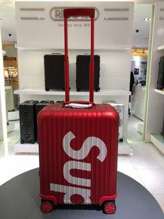 koper supreme rimowa