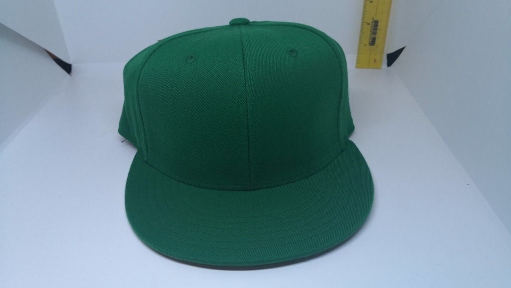 LIDS Green Fitted Cap, Men's Fashion, Watches & Accessories, Caps & Hats on Carousell