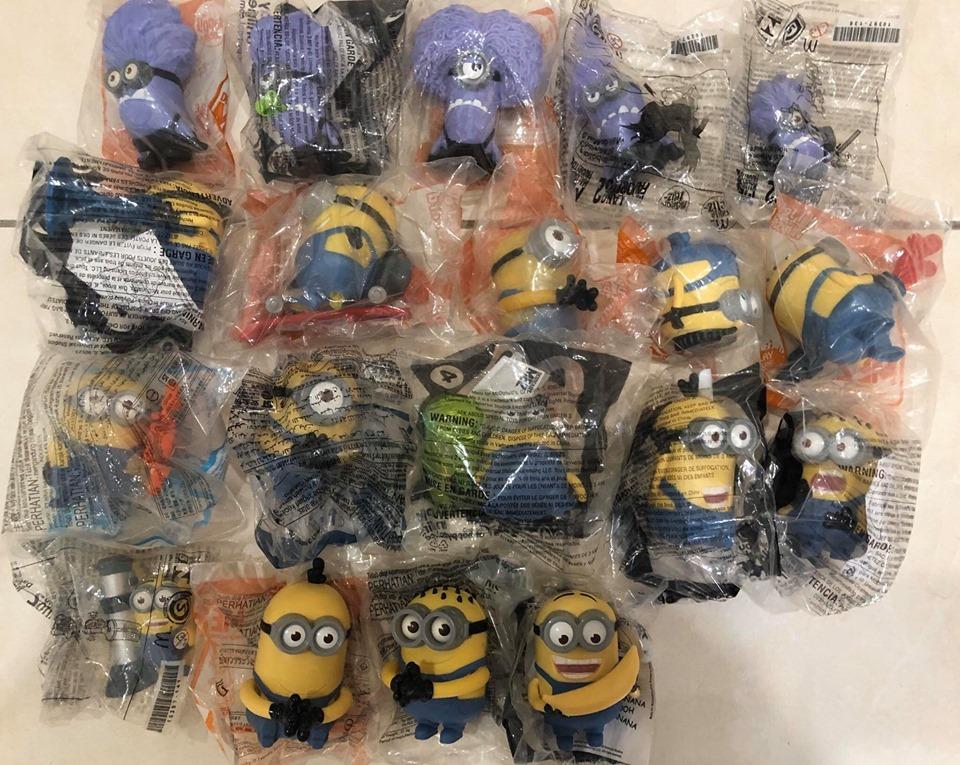 Minion 2013 Despicable Me 2 Movie Mcdonalds  set 1-8 Talking Toys hard to find 