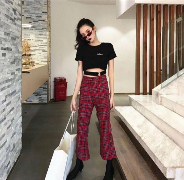 nicolealyseee shared a photo on Instagram One of two outfits I wore all  week  whoops  but these vintage pants  in 2023  Cute edgy outfits  Fashion Fashion outfits