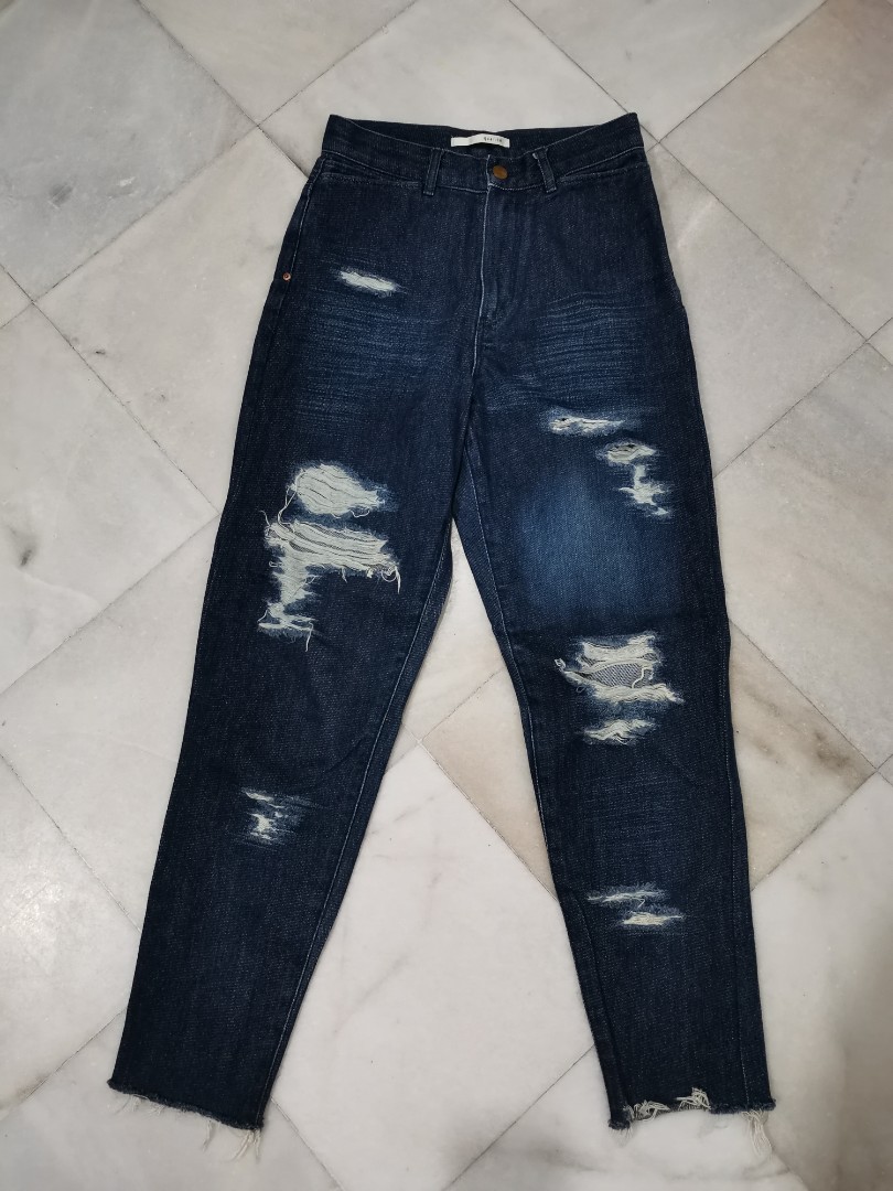qualite nice design jeans Women s Fashion Bottoms Jeans Leggings on Carousell