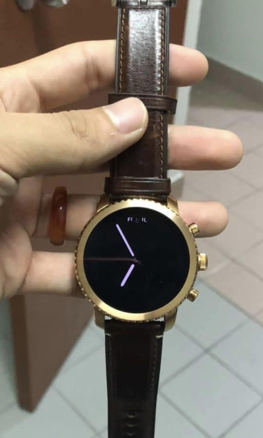 jam tangan smartwatch fossil