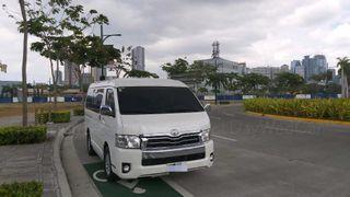 Van For Rent Toyota Hiace Super Grandia Cheap Van Rental 面包车出租 Car Rental Manila Airport Transfer