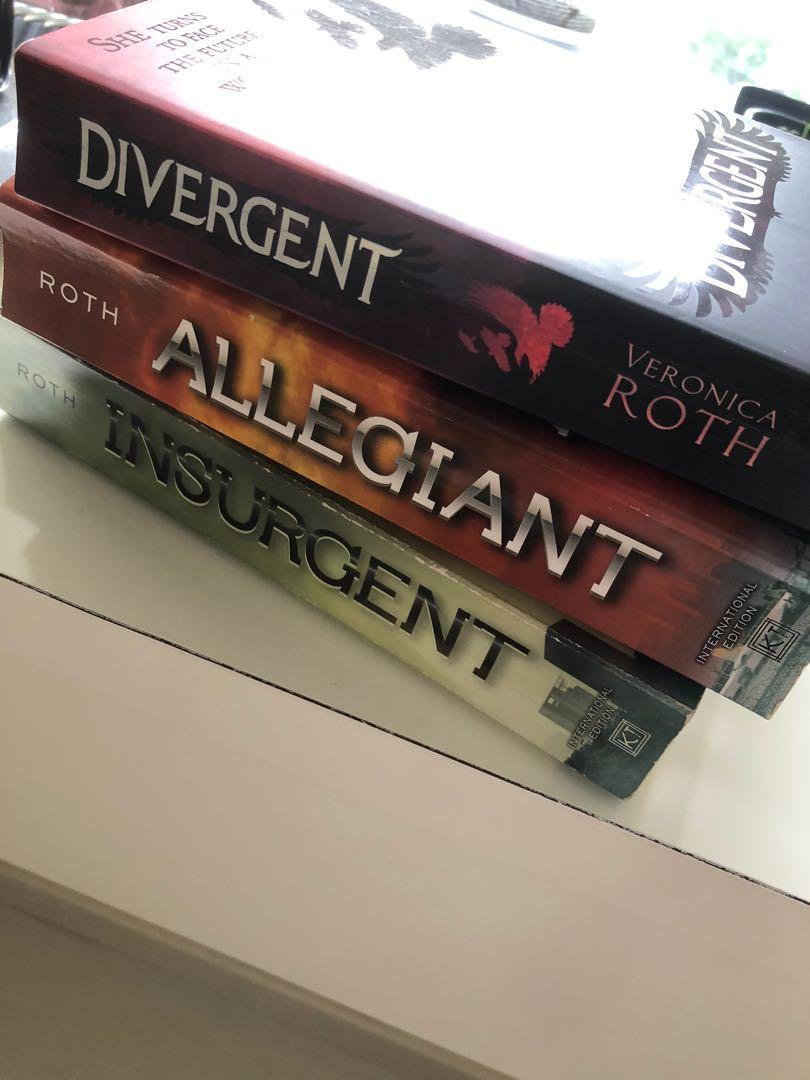 Veronica Roth Divergent Series, Hobbies & Toys, Books & Magazines ...