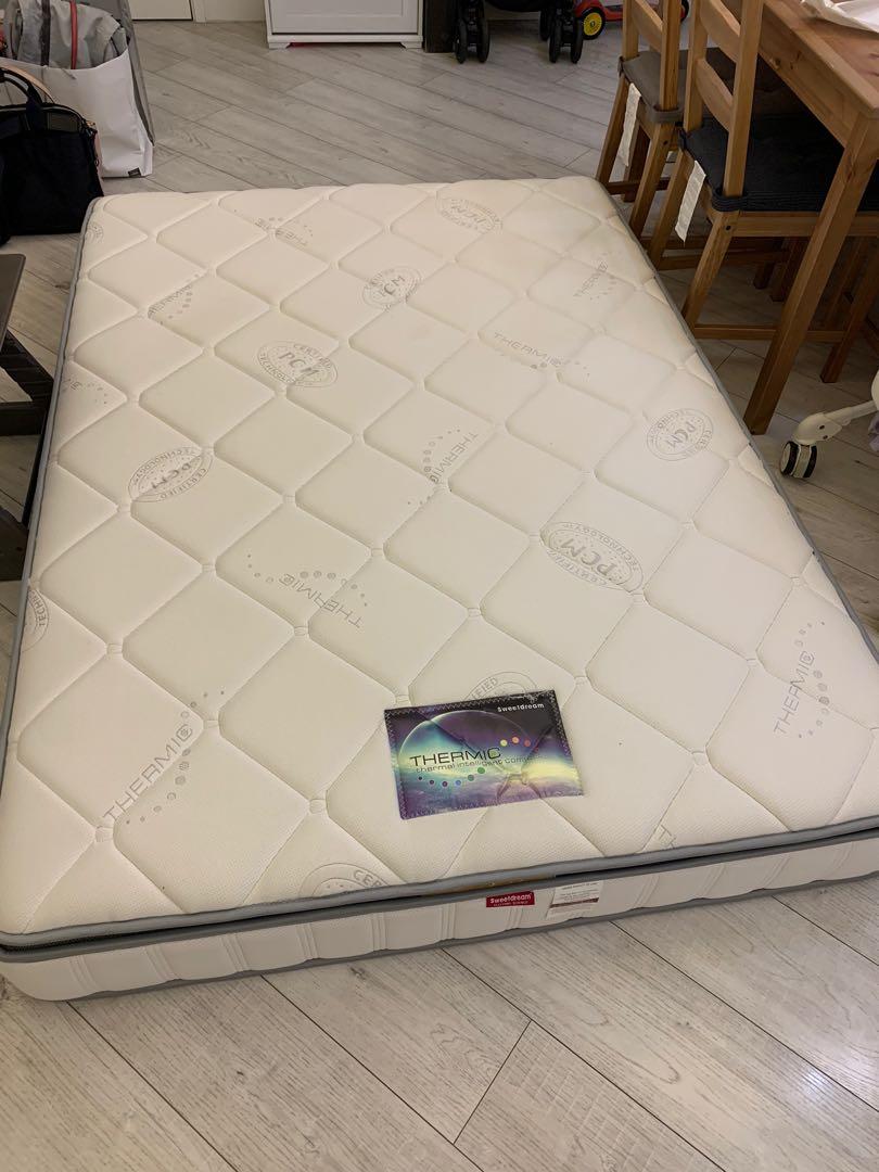 金美夢床褥4尺半恆溫活力床褥Thermic Thermal Intelligent Comfort, 傢俬＆家居, 傢俬, 床架及床褥-  Carousell