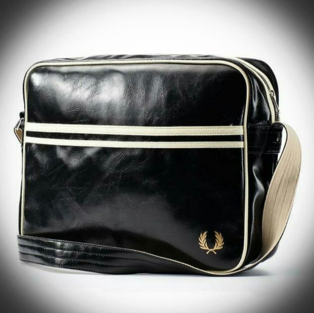 Authentic FRED PERRY Classic Shoulder Sling Bag Black Brand New