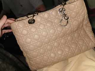 （分類：）位於 。 由 danielwongwym 提交（商品編號 1002229842，圖片 1）。簡介： 。