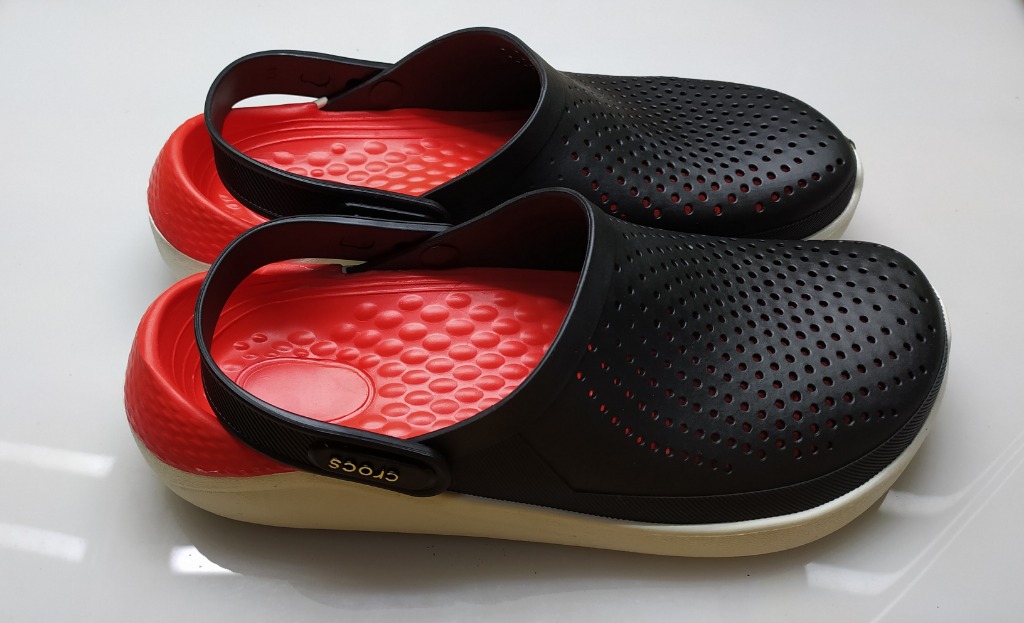 black red crocs