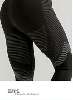 (Category: ) located in . Submitted by xoxcloset (Listing ID 1002316944, Image 1). Description: .