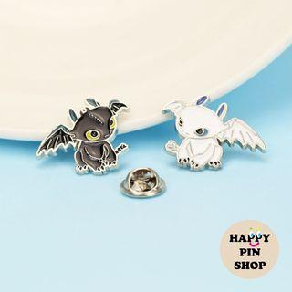 Full Body Chibi Dragons enamel pins - Toothless, How To Train Your Dragon