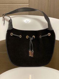 Gucci 黑色麂皮  Black Shoulder Bag handbag 手袋