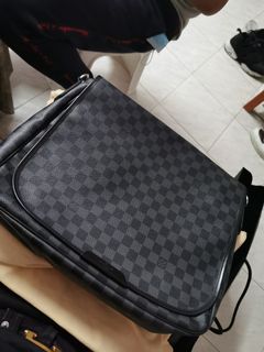 （分類：）位於 。 由 danielwongwym 提交（商品編號 1002228834，圖片 1）。簡介： 。