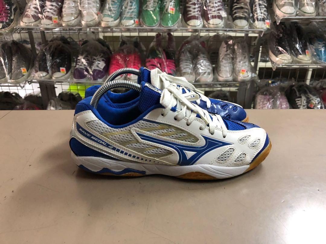 Mizuno medal 4 hotsell