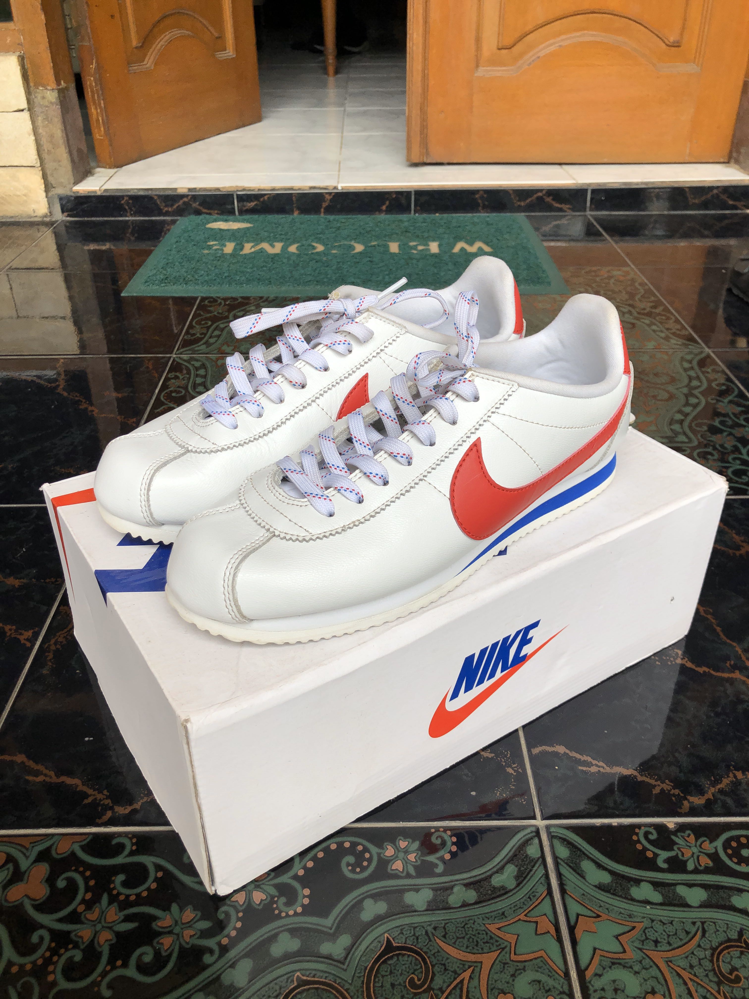 sepatu forrest gump