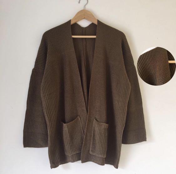 Oversize brown outer cardigan knit 