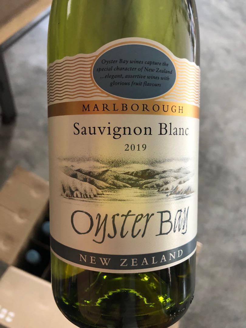 Oyster Bay Sauvignon Blanc 2019, Food & Drinks, Beverages on Carousell