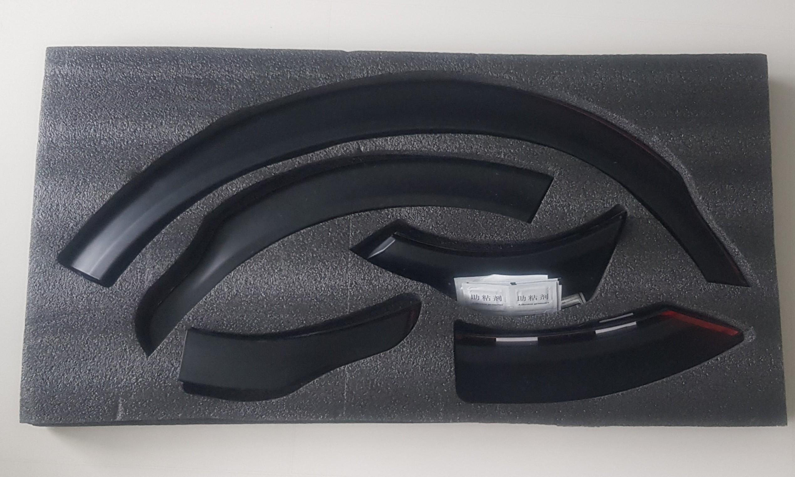 Subaru Forester SJ XT wheel arch trim. Wheel fender trim. Wheel guard