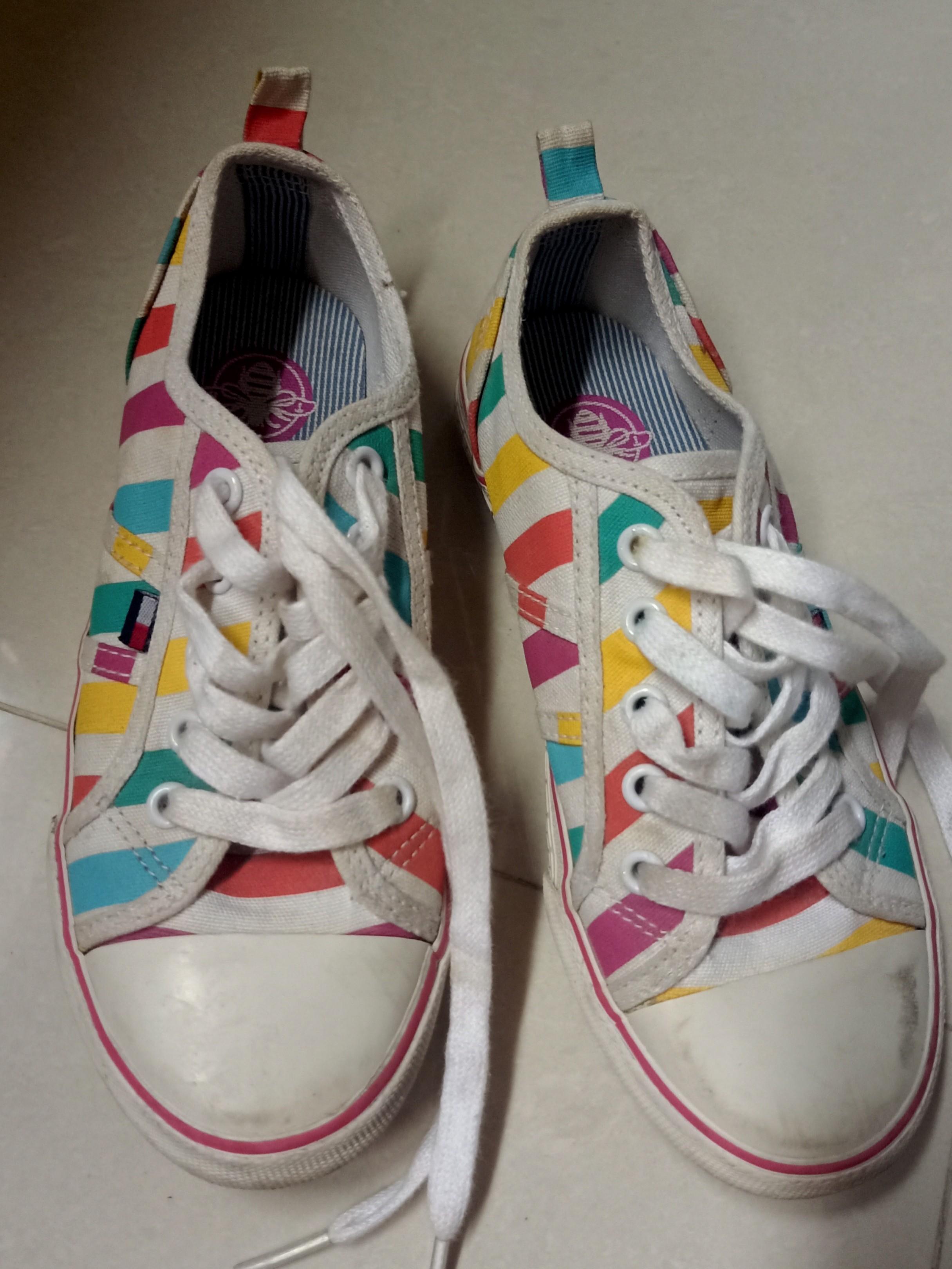 tommy hilfiger running sneakers