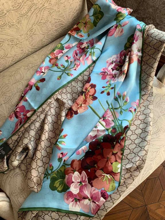 Gucci bloom silk scarf on sale