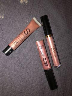 Assorted lip gloss