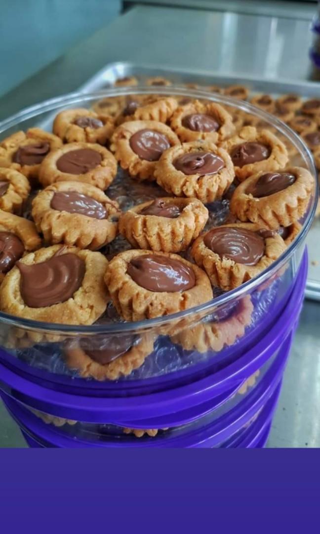 Biskut Raya Viral 2020 Nutella Pot Food Drinks Baked Goods On Carousell