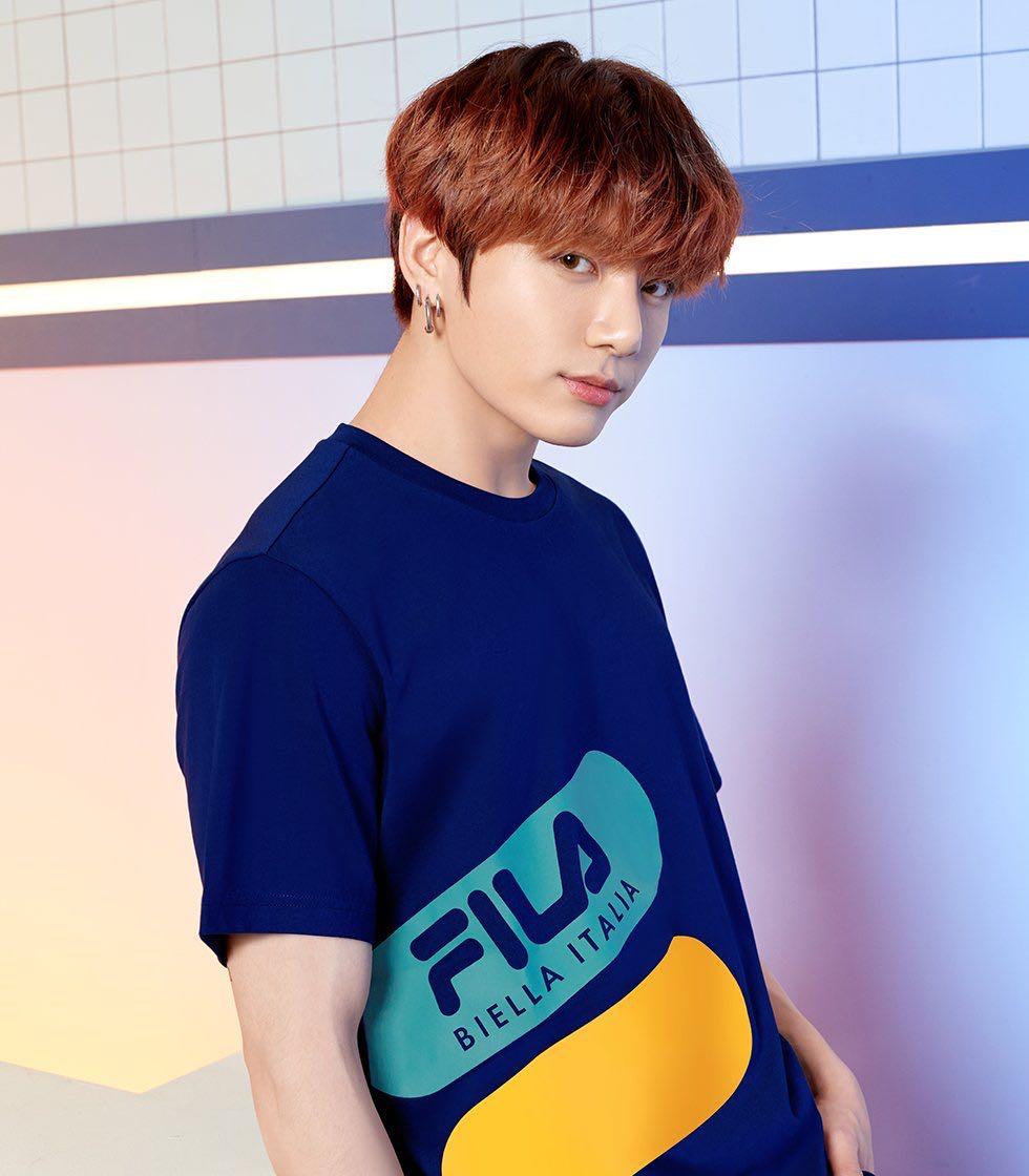 BTS Fila Voyager Sacoche Sling bag pink 