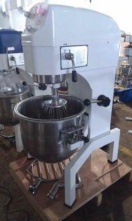 Cake Planetary Mixer with Timer (BNEW) Heavy Duty 3 Attachments 3 Speeds