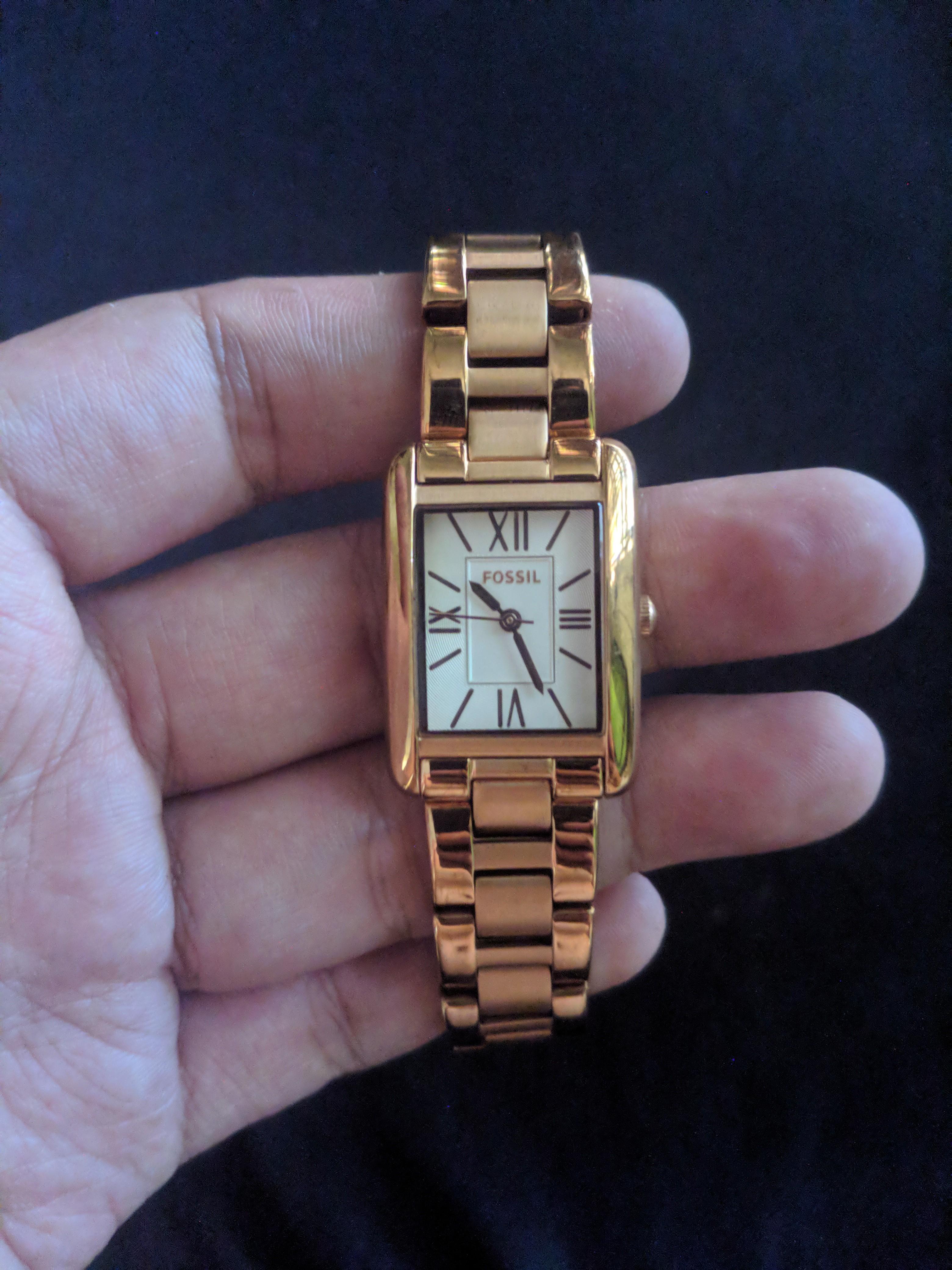 Gold rectangle womens watch shop