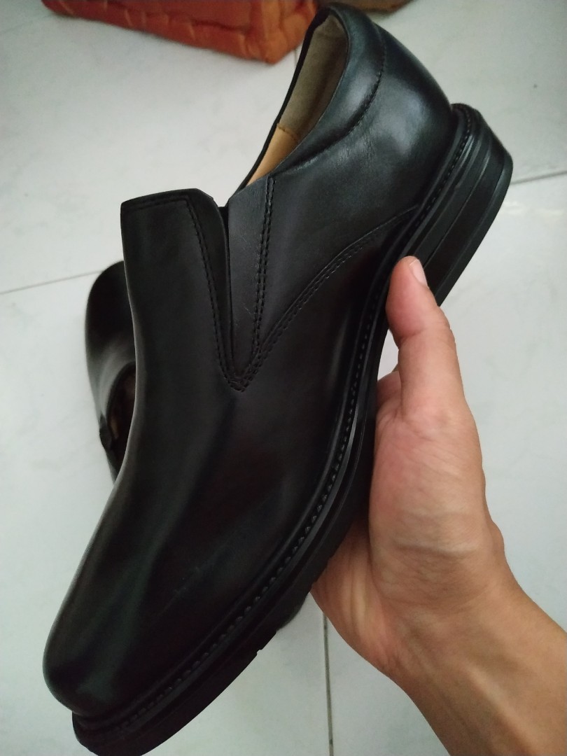 mens dress shoe